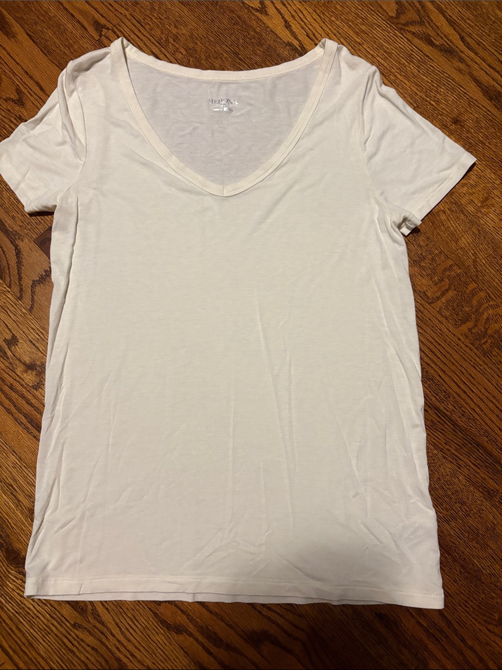 Merona White V-Neck Short Sleeve Tee Small